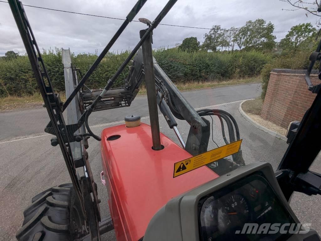 Massey Ferguson 6150 Tractores