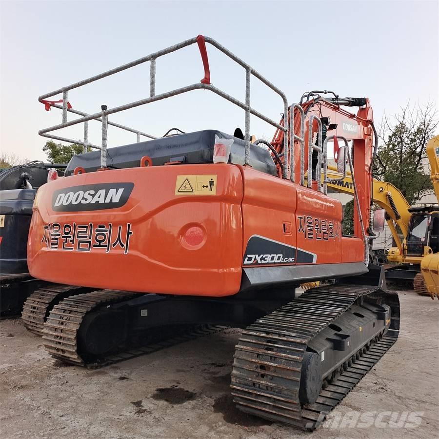 Doosan DX300LC-9C Excavadoras de cadenas