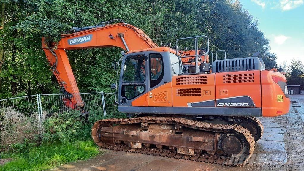 Doosan DX 300 LC-5 Excavadoras de cadenas
