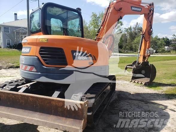 Doosan DX85R-3 Excavadoras de cadenas
