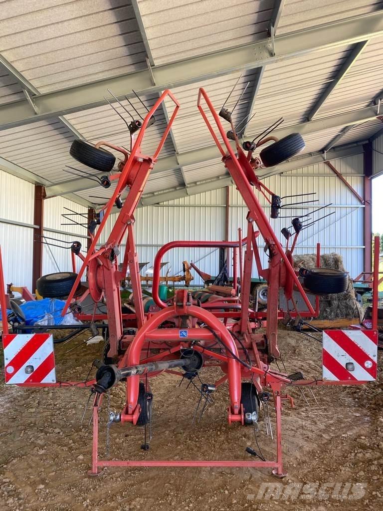 Kuhn GF 6502 Rastrillos y henificadores
