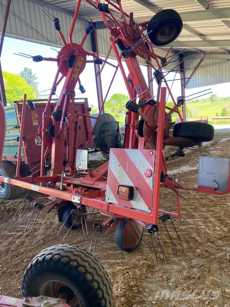 Kuhn GF 6502 Rastrillos y henificadores
