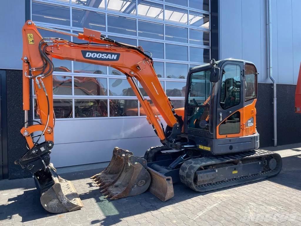Doosan DX62R-3 | A/C Mini excavadoras < 7t