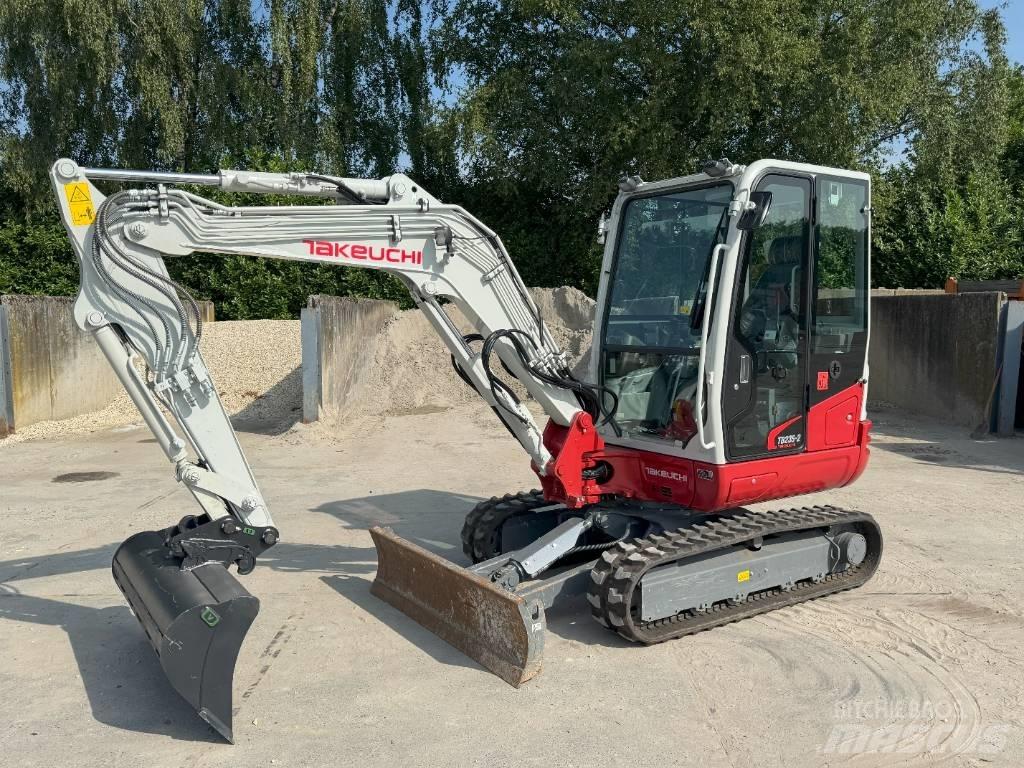 Takeuchi TB 235-2 Mini excavadoras < 7t