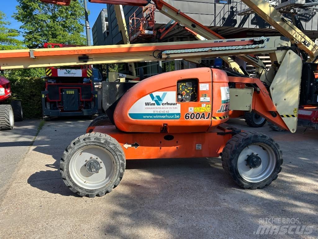 JLG 600 AJ Plataforma de trabajo articulada