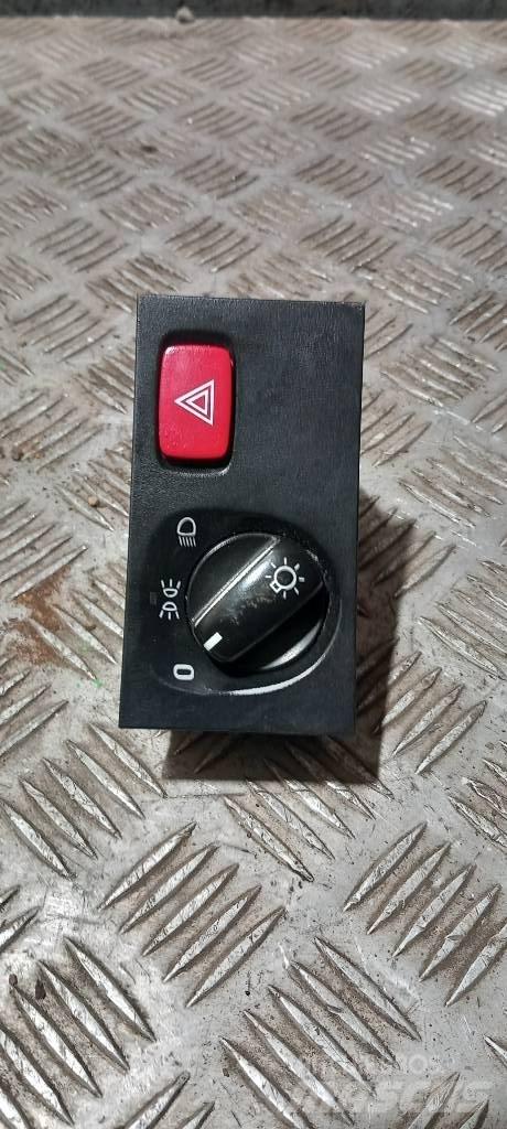 Scania R 440   1900317 Cabinas e interior