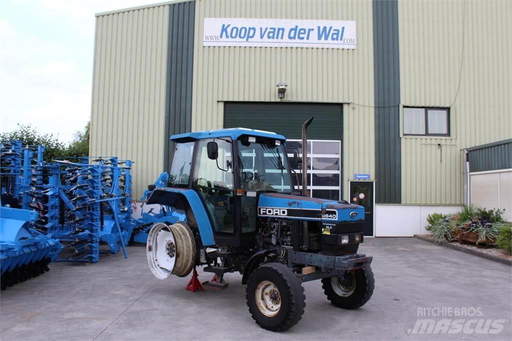 Ford 6640 2WD Tractores