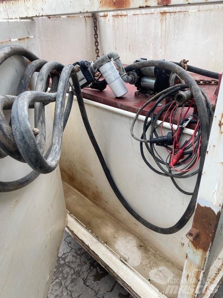  Roug 2000 L Tank Construcción - Otros