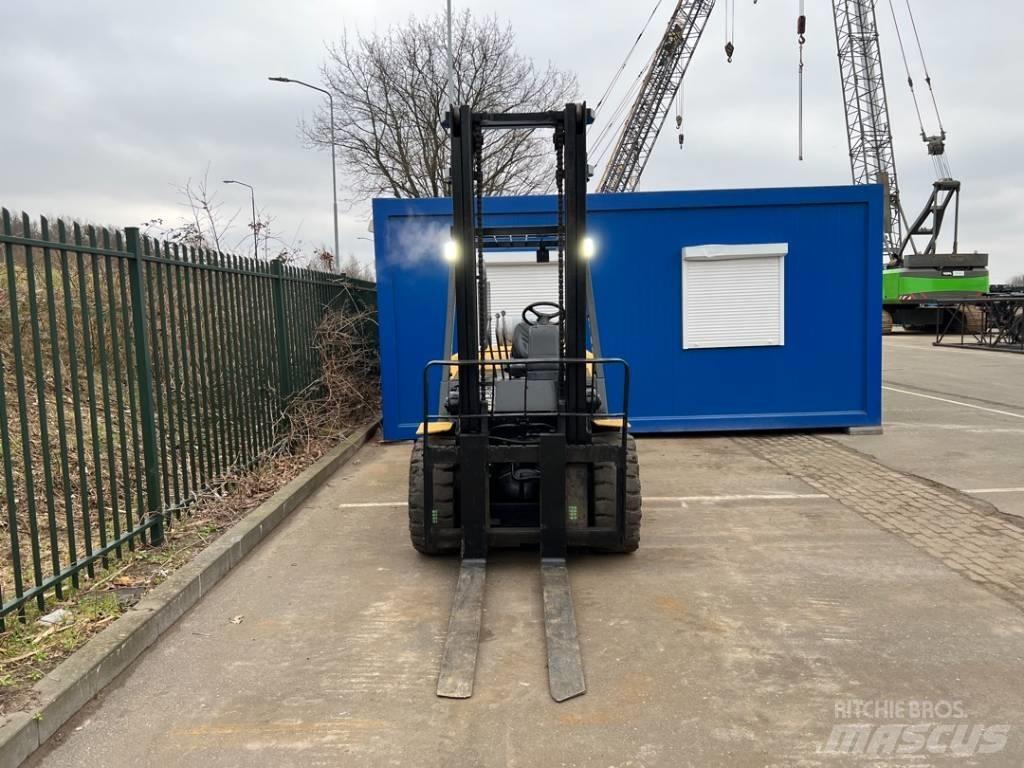 CAT GP 40 K L Carretillas LPG