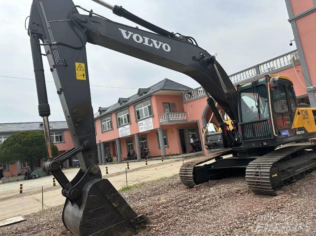 Volvo EC 240 Excavadoras de cadenas