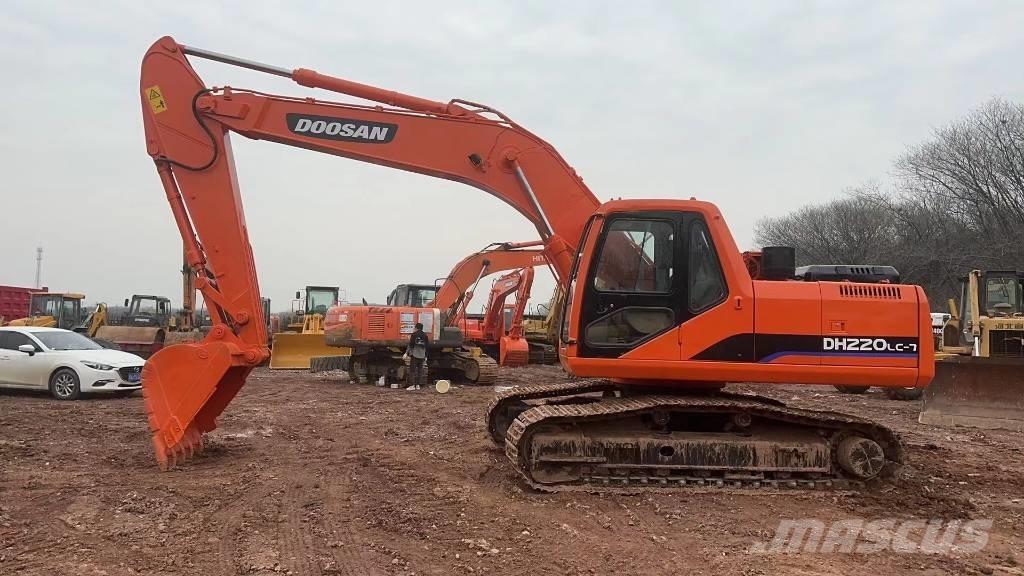 Doosan DH 220 Excavadoras de cadenas