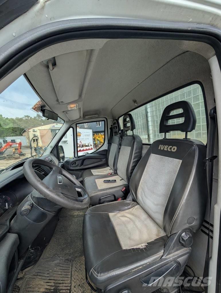 Iveco 35-12 Furgonetas caja abierta