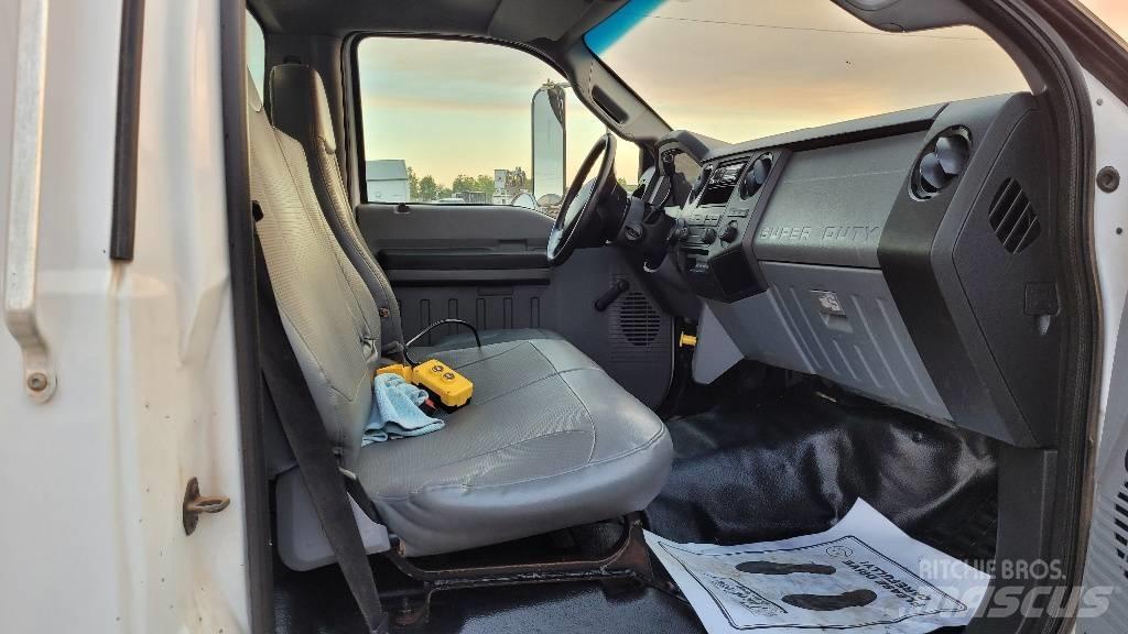 Ford F 650 SD Camiones volquete para virutas de madera