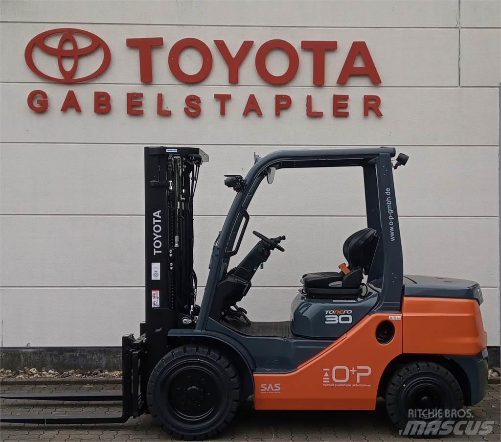 Toyota 52-8FDF30 Carretillas diesel