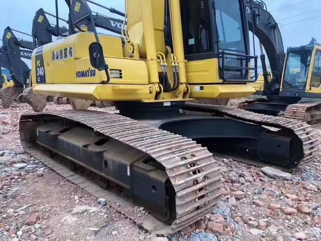 Komatsu PC 240 Excavadoras de cadenas