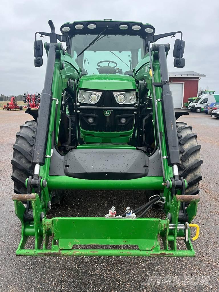 John Deere 6130 R Tractores