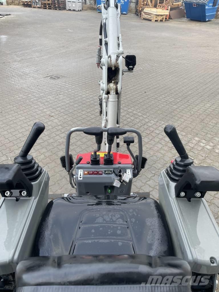 Takeuchi TB 210 Mini excavadoras < 7t