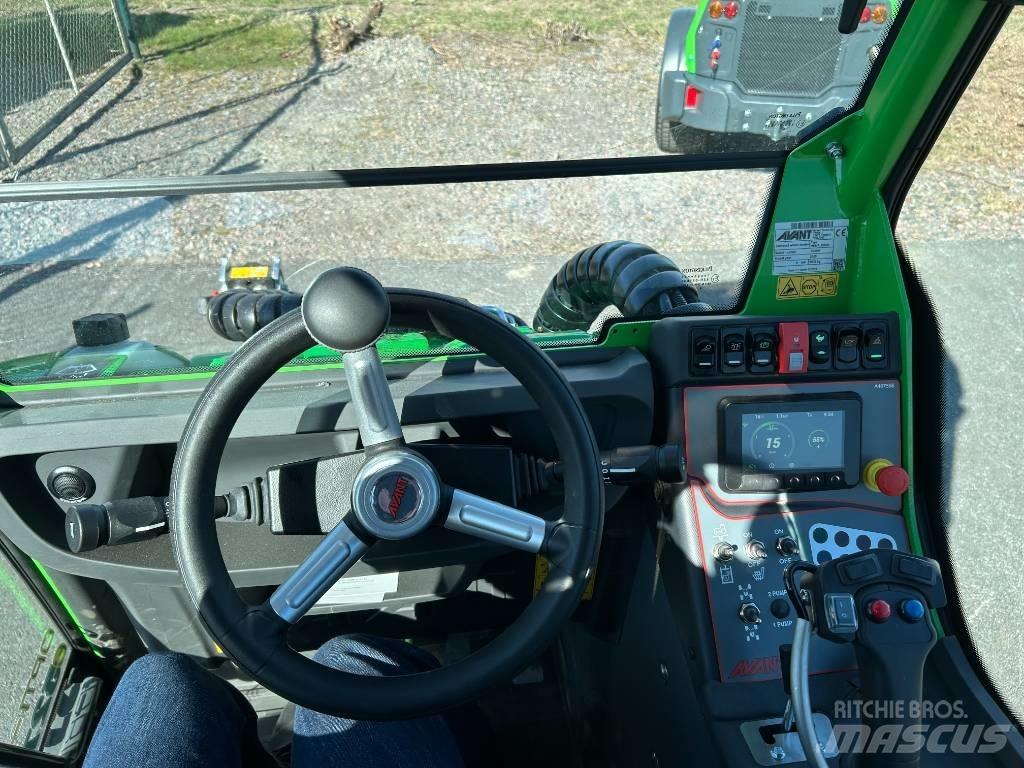 Avant E 527 Med  hytt Minicargadoras