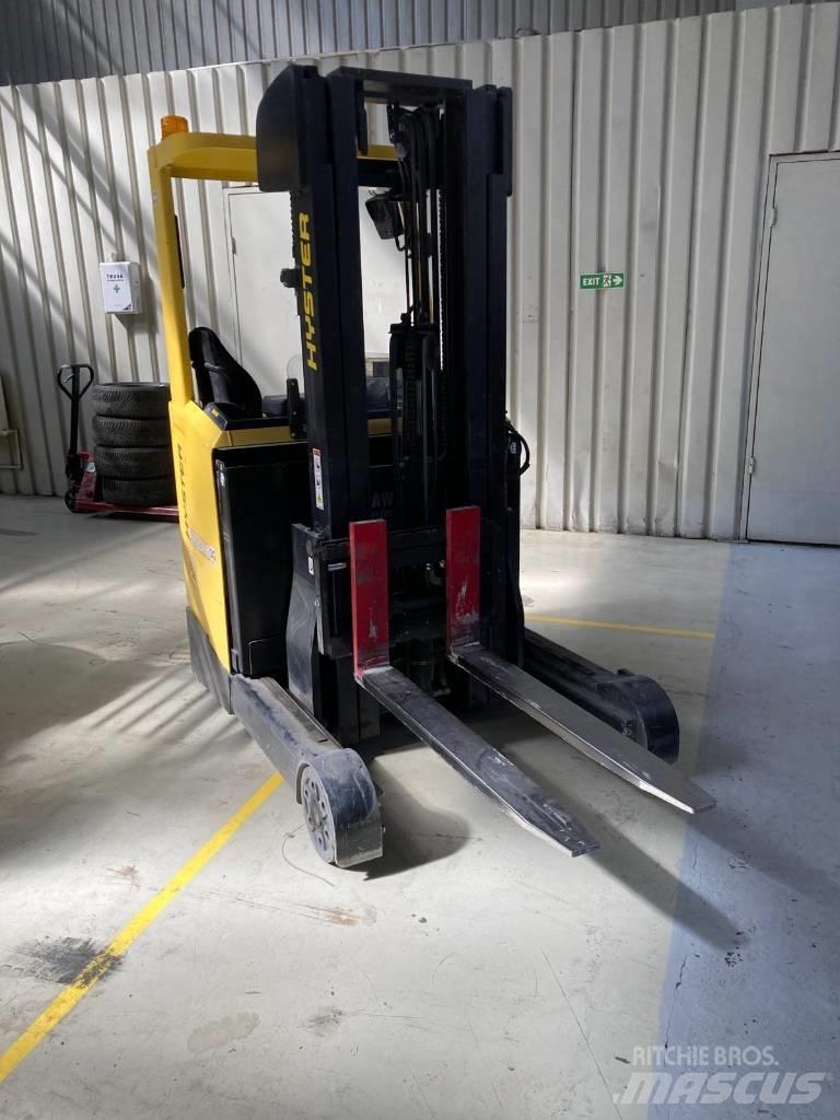 Hyster R1.6 Pyroban Carretillas retráctiles
