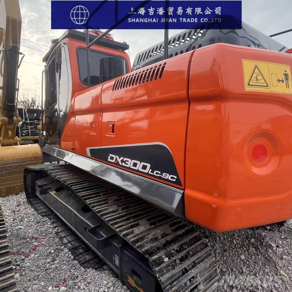 Doosan DX 300 LC Excavadoras de cadenas