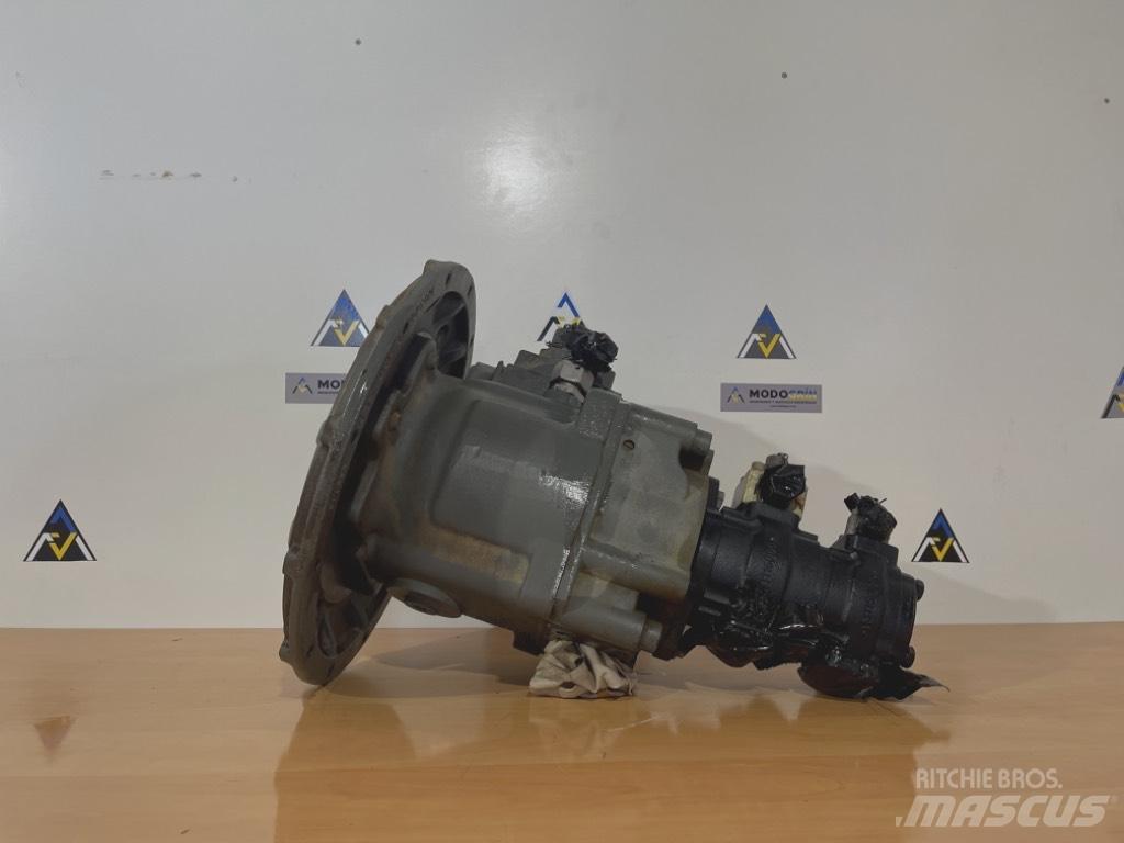 Liebherr A 910 Comp Motores