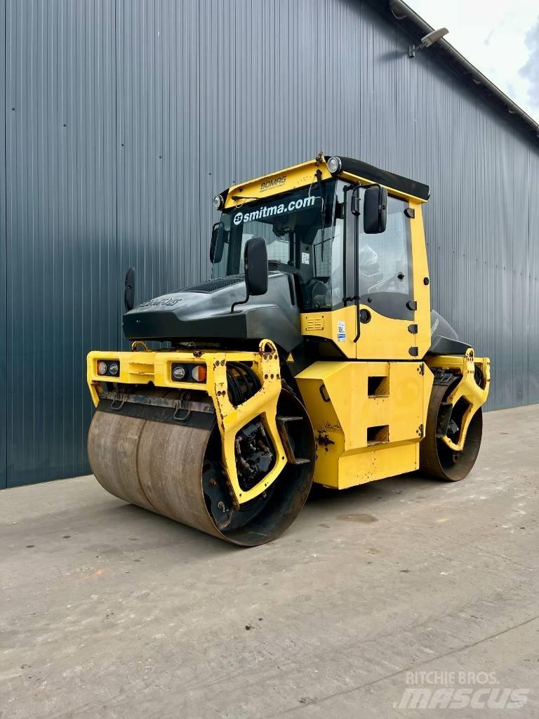 Bomag BW154AP-AM Rodillos de doble tambor