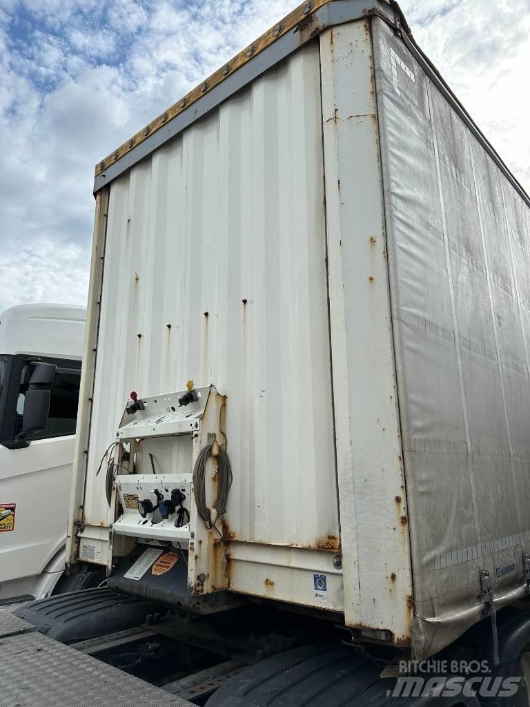 Krone SDP 27 MEGA Semirremolques con caja de lona