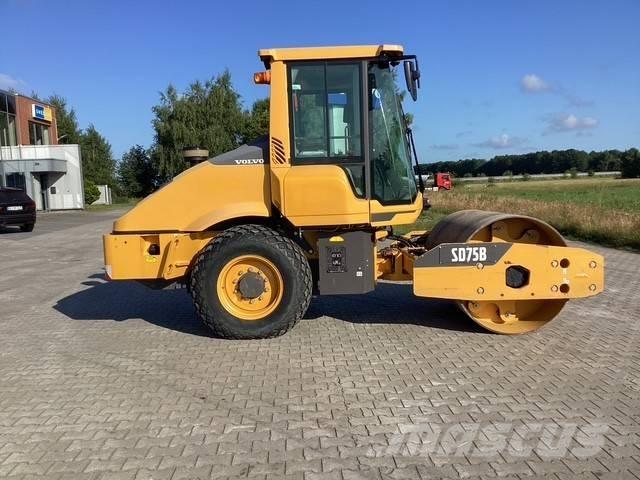 Volvo SD 75 B Rodillos de un solo tambor