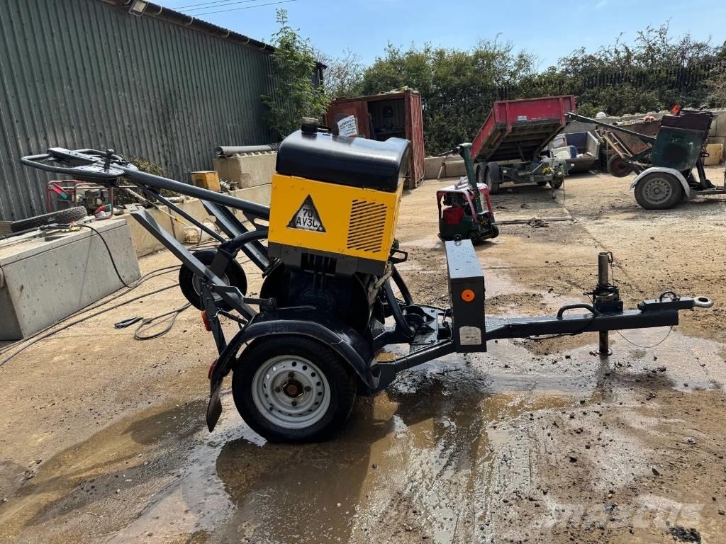 Mecalac MBR71 Rodillos de un solo tambor