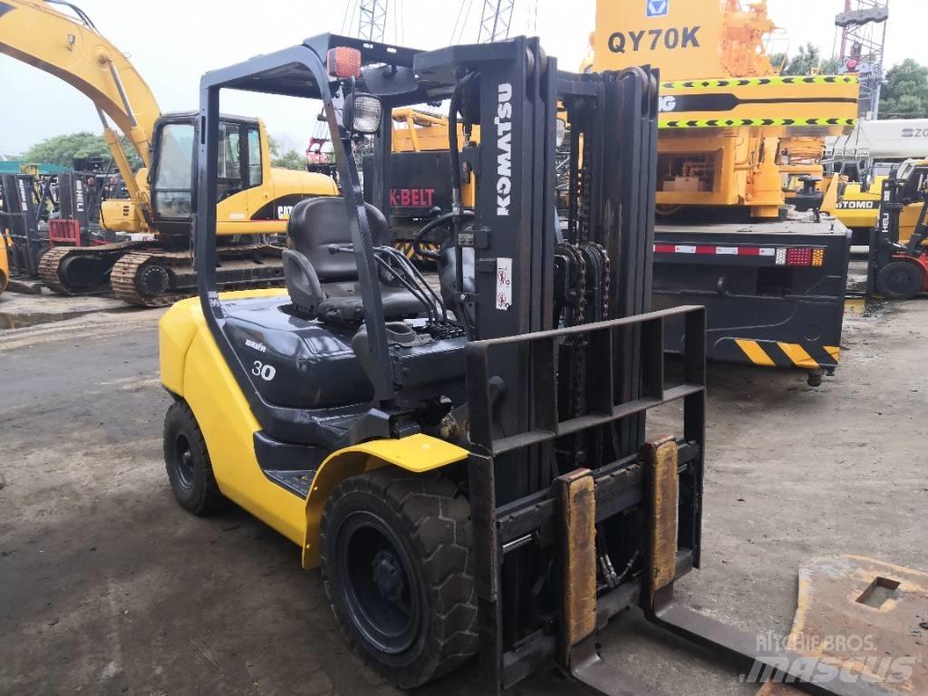 Komatsu 30 Carretillas diesel