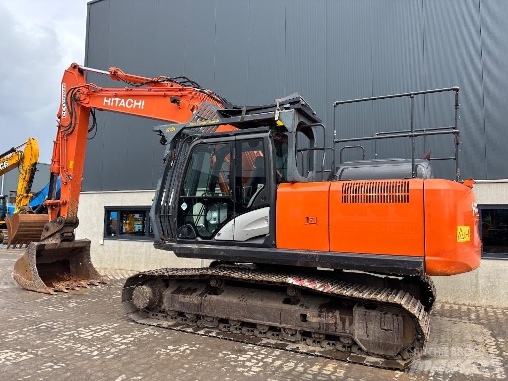 Hitachi ZX 210 LC-6 Excavadoras de cadenas
