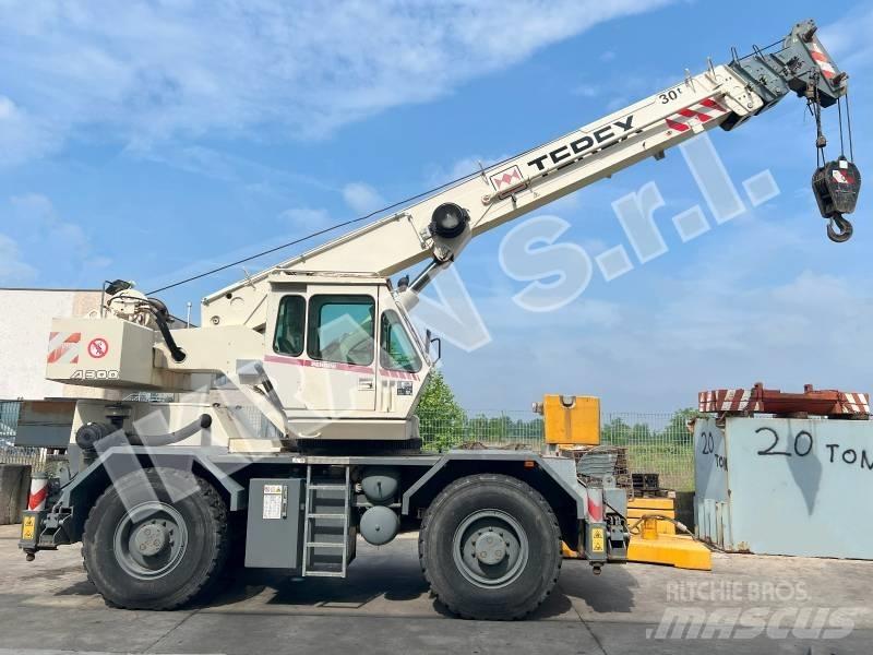 Terex A 300 Grúas autopropulsadas