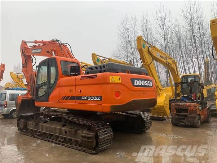 Doosan dx300 Excavadoras de cadenas