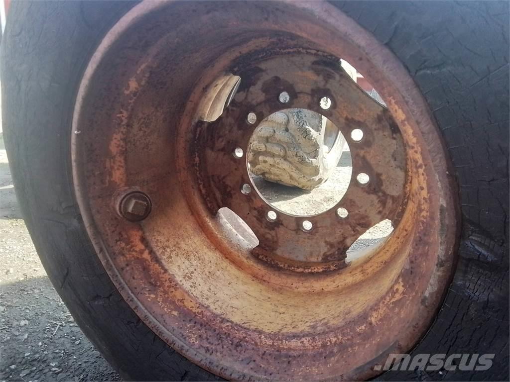 Ösa 250 20x26,5 Neumáticos, ruedas y llantas