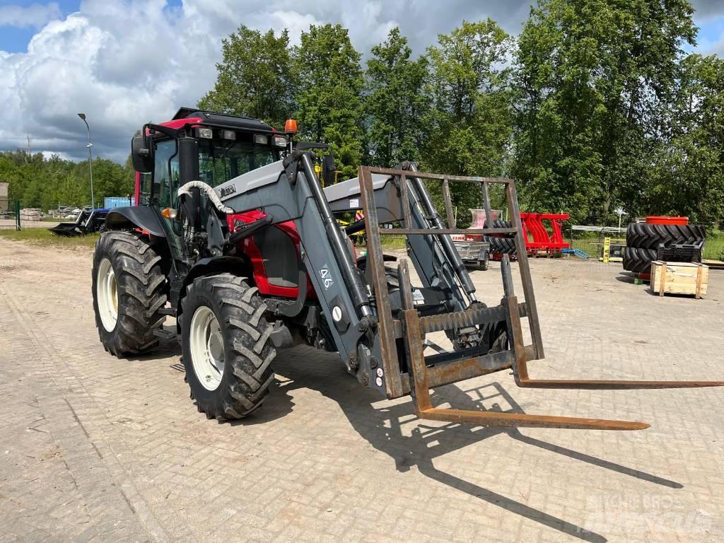 Valtra A 93 Tractores
