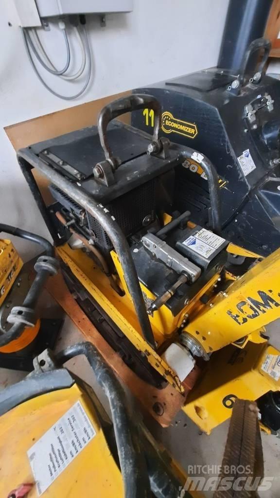 Bomag BPR 50/52 D Vibradores