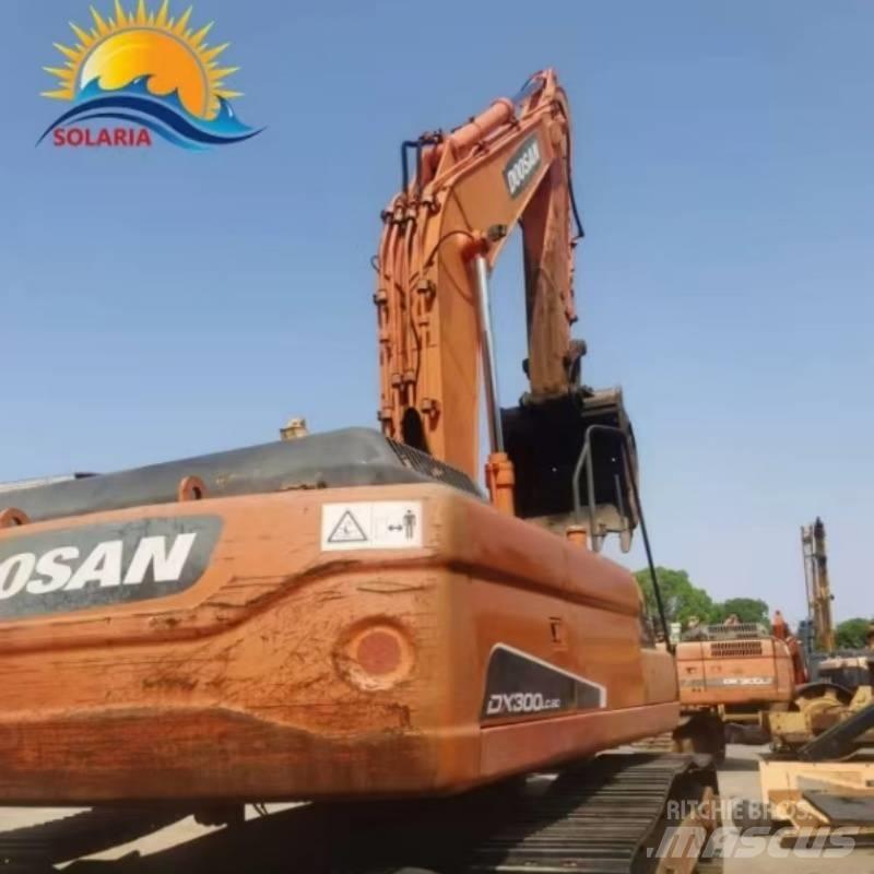 Doosan dx300lc-9c Excavadoras de cadenas