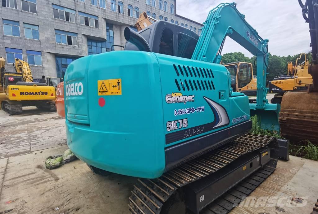 Kobelco SK 75 Excavadoras 7t - 12t