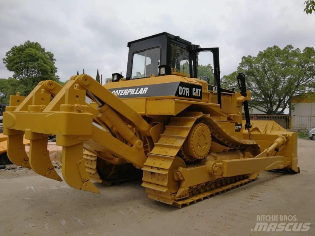 CAT D 7 R Buldozer sobre oruga