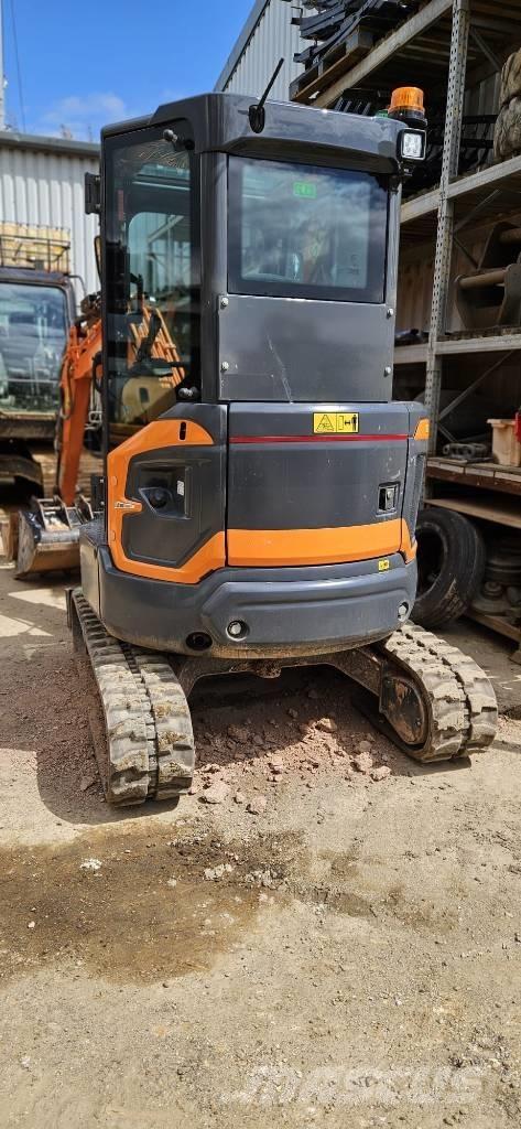 Develon DX 27 Z-7 Mini excavadoras < 7t