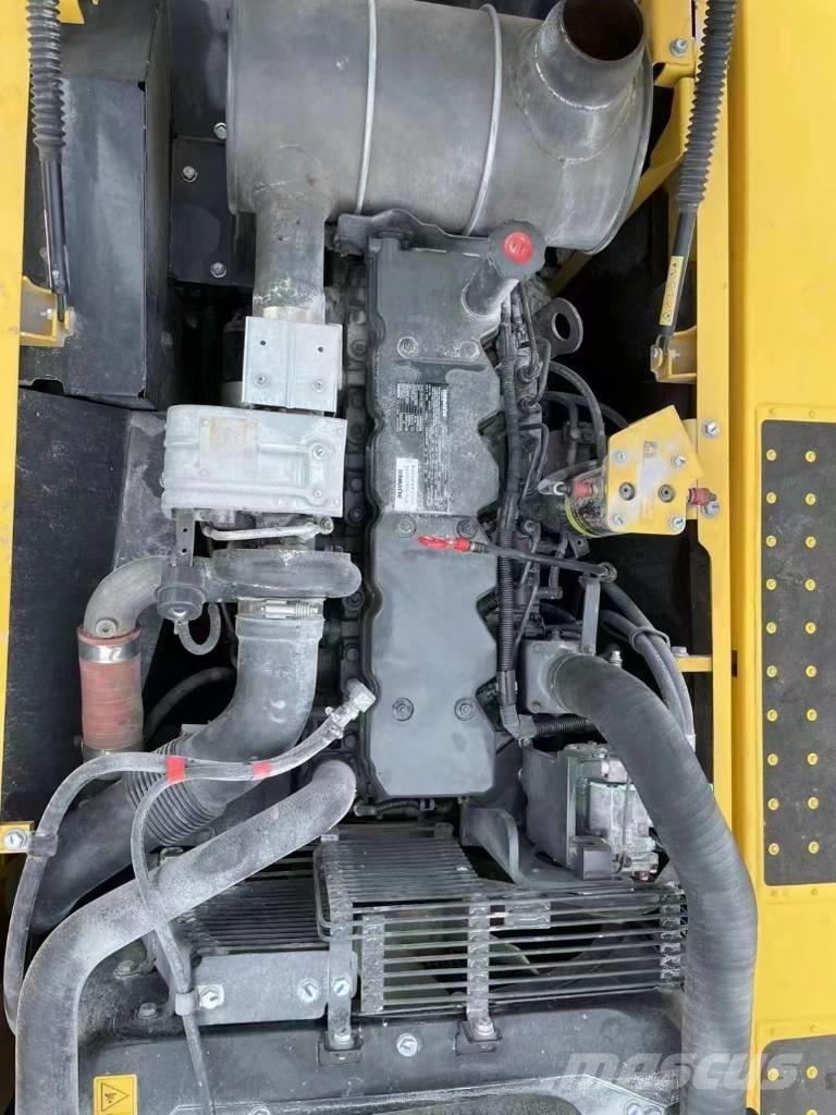 Komatsu PC220-8 Excavadoras de cadenas