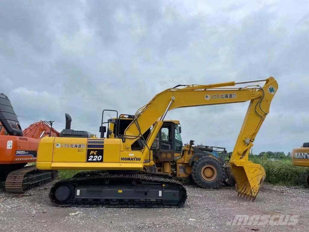 Komatsu PC220-8 Excavadoras de cadenas