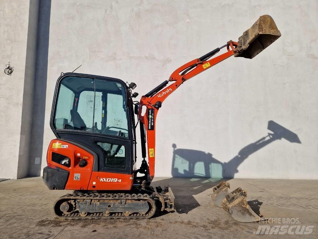 Kubota KX 019-4   P373 Mini excavadoras < 7t