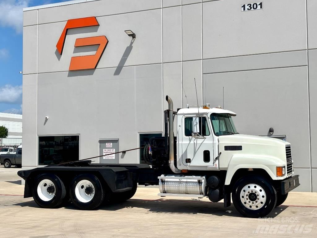 Mack CH 613 Grúas de vehículo