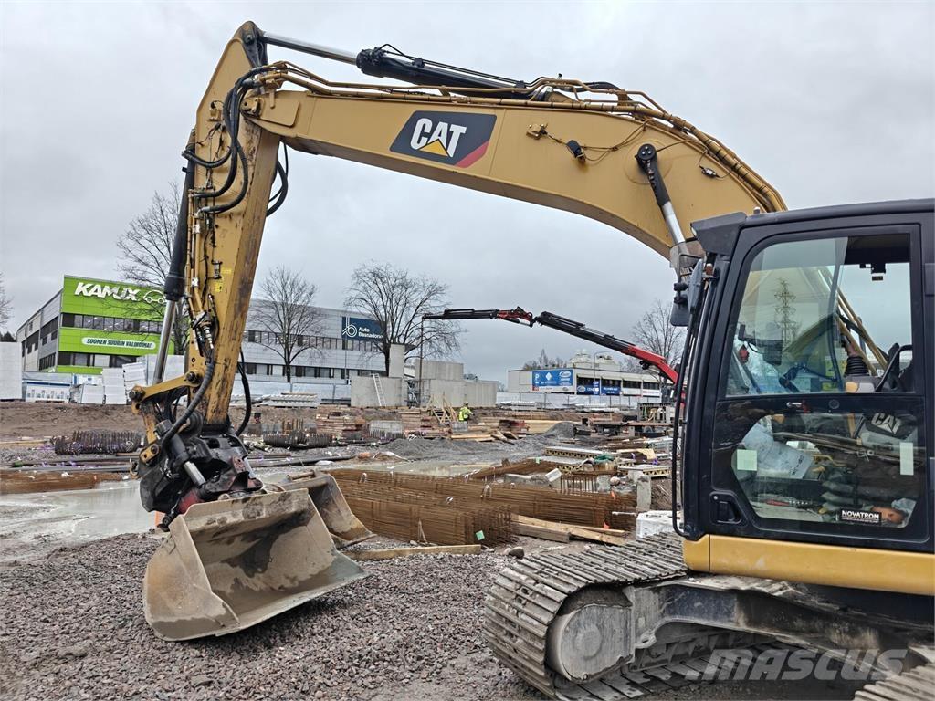 CAT 323 Excavadoras de cadenas