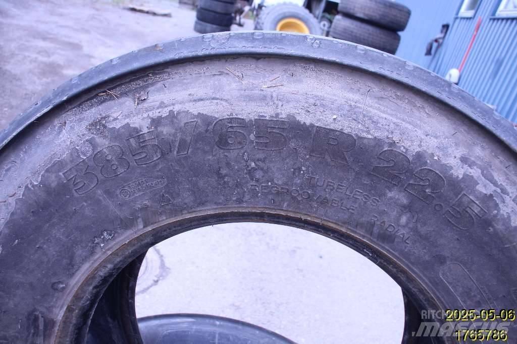 Michelin XFN 2 Neumáticos, ruedas y llantas