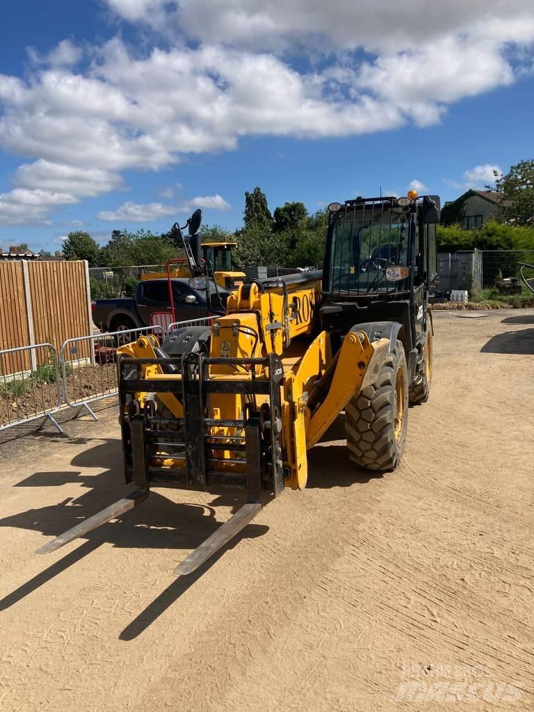 JCB 535 V 125 Carretillas telescópicas