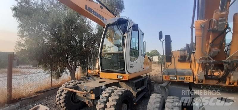 Liebherr A 904 C Excavadoras de ruedas