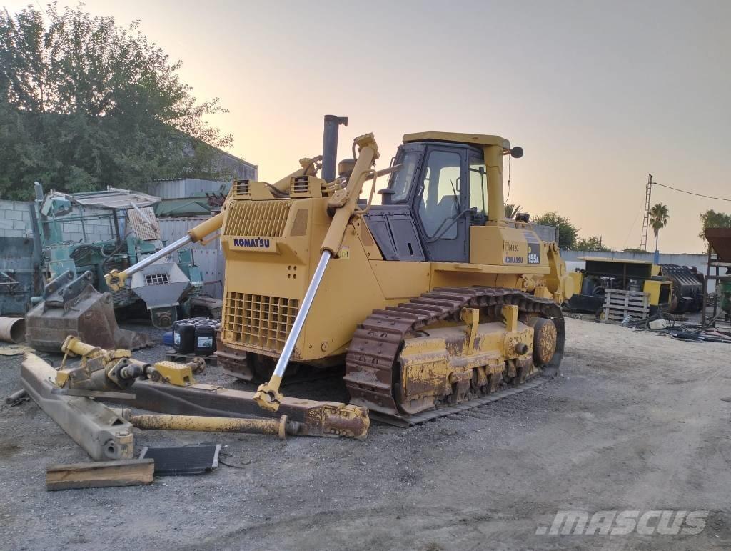 Komatsu D 155 A Buldozer sobre oruga