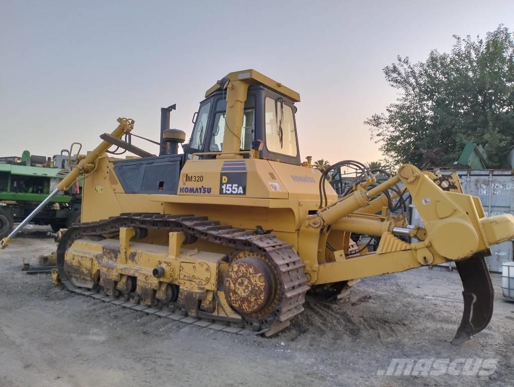 Komatsu D 155 A Buldozer sobre oruga